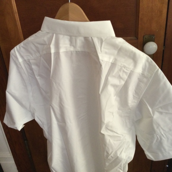 New in packaging…Lands End Wrinkle Free Broadcloth SS Shirt - Picture 15 of 15